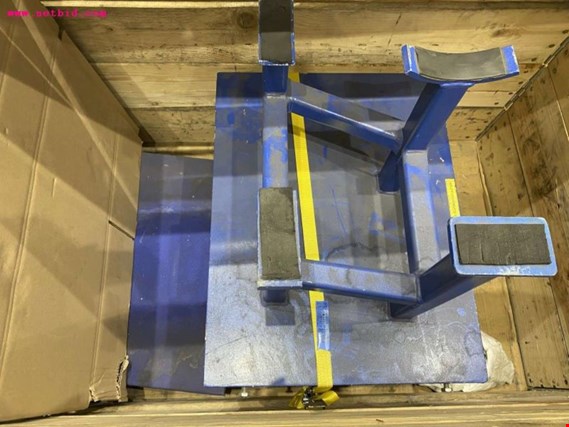 Used Mounting frame "Cooling water pump mounting aid for Sale (Trading Premium) | NetBid Industrial Auctions