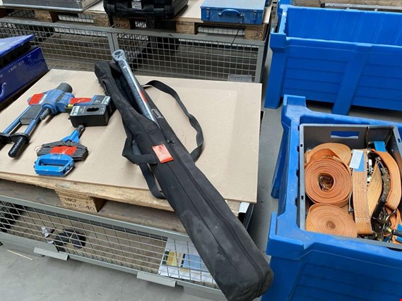 Used Hazet 6160-1CT-01 Torque wrench for Sale (Auction Premium) | NetBid Industrial Auctions