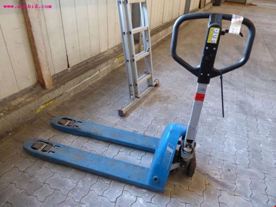 Used Pfaff Pallet truck for Sale (Auction Premium) | NetBid Industrial Auctions