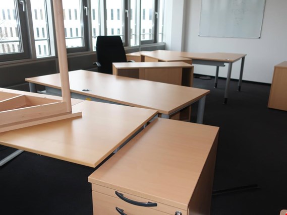 Used 1 Posten Office furniture for Sale (Online Auction) | NetBid Industrial Auctions