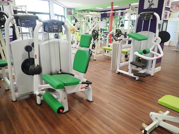 Used 3 Fitness equipment for Sale (Auction Premium) | NetBid Industrial Auctions