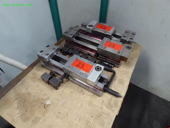 Used Hilma-Römheld NC100 3 Parallel vices for Sale (Auction Premium) | NetBid Industrial Auctions