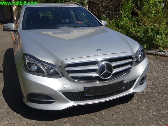 Used Mercedes-Benz E220 CDi T-Modell PASSENGER CAR for Sale (Auction Premium) | NetBid Industrial Auctions