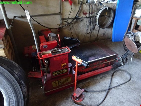 Used Corghi AG SUPER 52L Truck tire changer for Sale (Auction Premium) | NetBid Industrial Auctions
