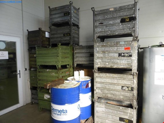 Used 15 Stacking boxes for Sale (Auction Premium) | NetBid Industrial Auctions