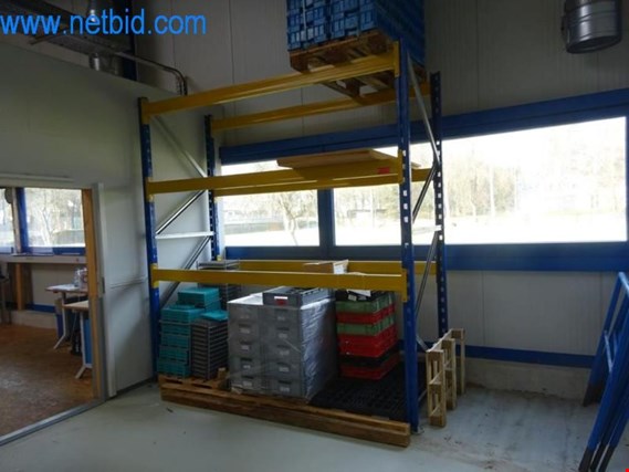 Used 8 lfm. Heavy duty shelf for Sale (Auction Premium) | NetBid Industrial Auctions