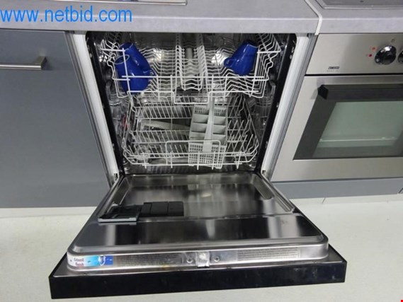 Used Fitted kitchen for Sale (Auction Premium) | NetBid Industrial Auctions