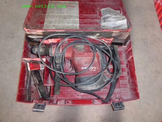 Used Hilti TE 76P Rotary hammer drill/chisel hammer for Sale (Auction Premium) | NetBid Industrial Auctions