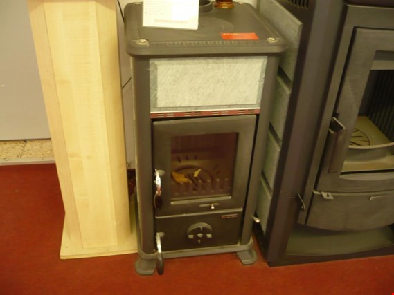 Used Nordica Dorella L8 Liberty E Petra Solid fuel furnace for Sale (Auction Premium) | NetBid Industrial Auctions