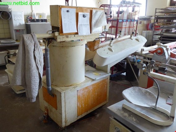 Used Dough portioner (Teilfix) for Sale (Trading Premium) | NetBid Industrial Auctions