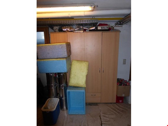 Used Wooden shelf for Sale (Trading Premium) | NetBid Industrial Auctions