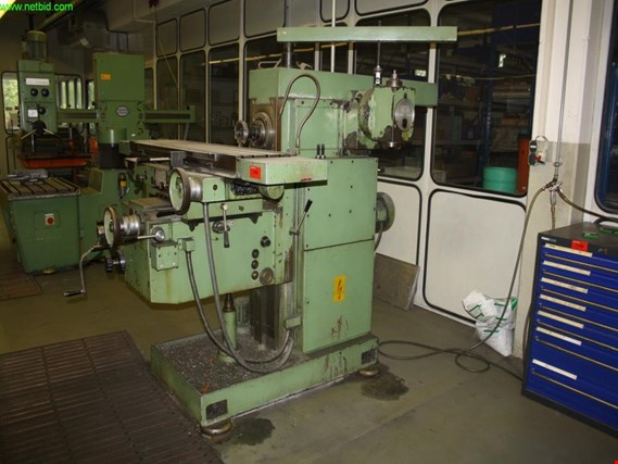 Used Cugir FU-36 universal milling machine for Sale (Auction Premium) | NetBid Industrial Auctions