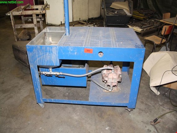 Used mobile black wash dipping station for Sale (Auction Premium) | NetBid Industrial Auctions