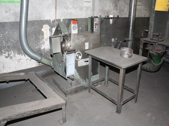 grinding workstation gebruikt kopen (Auction Premium) | NetBid industriële Veilingen