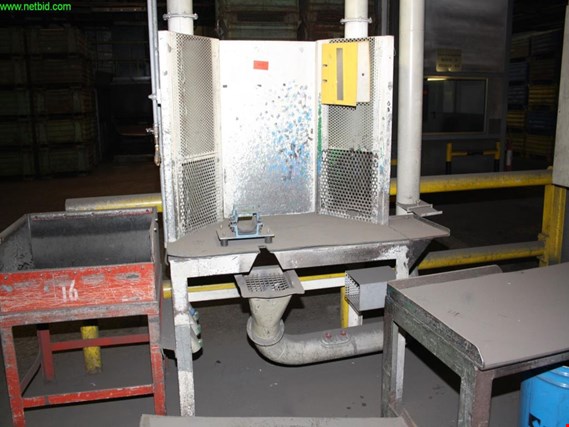 Used grinding workstation for Sale (Trading Premium) | NetBid Industrial Auctions
