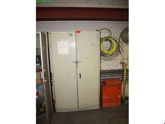 Used tool cabinet (19) for Sale (Auction Premium) | NetBid Industrial Auctions