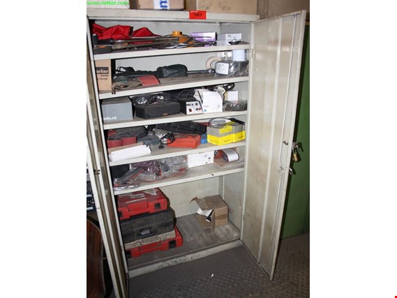 Used tool cabinet (11) for Sale (Auction Premium) | NetBid Industrial Auctions