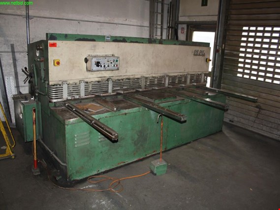 Used Elga 3010 hydraulic sheet metal shears for Sale (Auction Premium) | NetBid Industrial Auctions