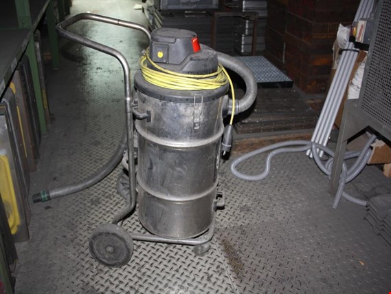 Used Elu MFA 65 industrial vacuum cleaner for Sale (Trading Premium) | NetBid Industrial Auctions