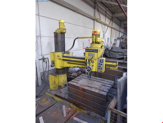 Used Alzmetall AB 30 R Radial drilling machine for Sale (Auction Premium) | NetBid Industrial Auctions