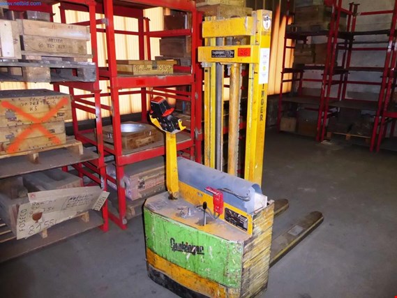 Used Genkinger EGV 12/30 MB Electric pallet truck for Sale (Auction Premium) | NetBid Industrial Auctions