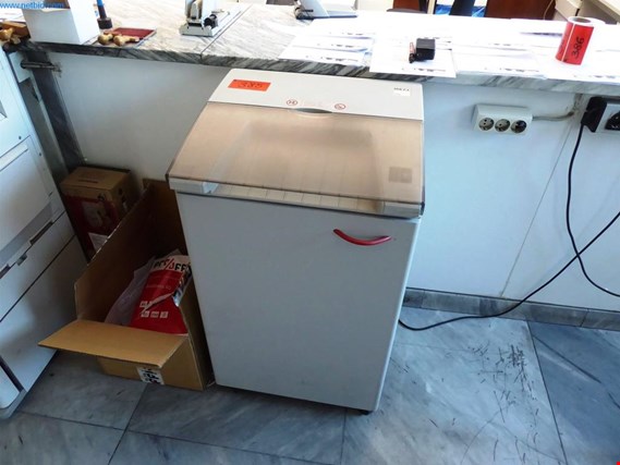 Used Ideal 2502 Document shredder for Sale (Auction Premium) | NetBid Industrial Auctions