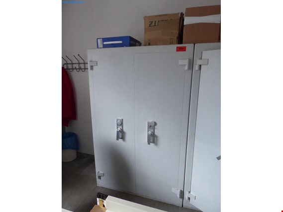 Used Safe deposit box for Sale (Auction Premium) | NetBid Industrial Auctions
