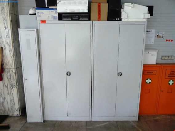 Used 5 Metal cabinets for Sale (Auction Premium) | NetBid Industrial Auctions