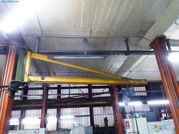 Used Degmag 2 Pillar jib cranes for Sale (Auction Premium) | NetBid Industrial Auctions