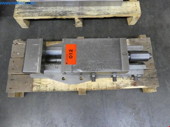 Used Röhm hydraulic machine vice for Sale (Auction Premium) | NetBid Industrial Auctions