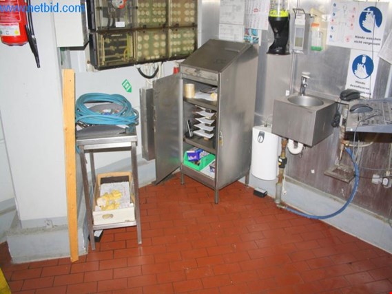 Used 1 Posten Cupboards for Sale (Trading Premium) | NetBid Industrial Auctions