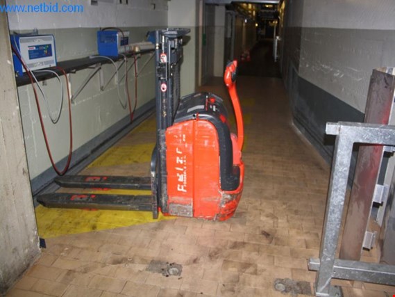 Used Linde L16 Electric pallet truck for Sale (Auction Premium) | NetBid Industrial Auctions