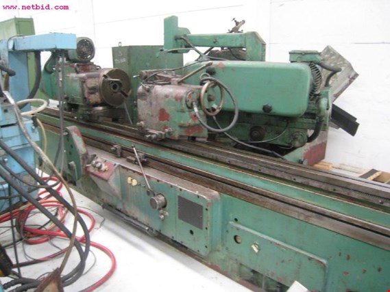 Used TOS BUA63A HYDRAULIC UNIVERSAL CYLINDRICAL GRINDER for Sale (Auction Premium) | NetBid Industrial Auctions