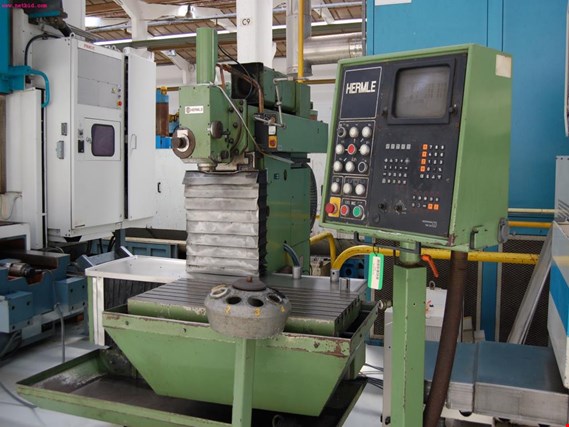 Used Hermle UWF1001 NC UNIVERSAL MILLING MACHINE for Sale (Auction Premium) | NetBid Industrial Auctions