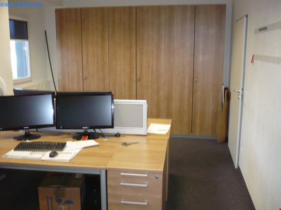 Used Double desk for Sale (Auction Premium) | NetBid Industrial Auctions