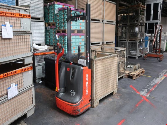 Used Linde L10 Electric pallet truck for Sale (Trading Premium) | NetBid Industrial Auctions