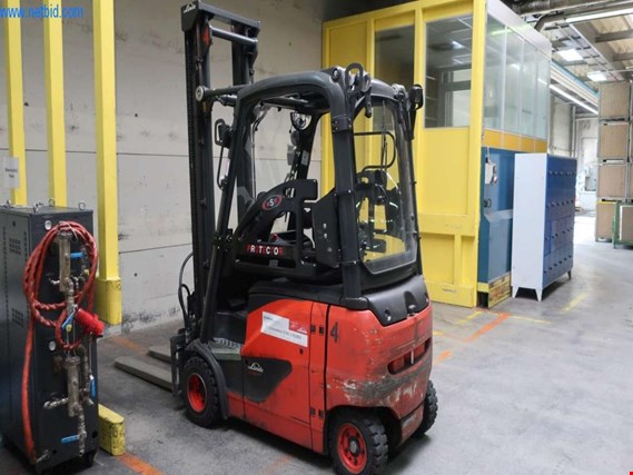 Used Linde E 20 electr. high-lift truck for Sale (Auction Premium) | NetBid Industrial Auctions