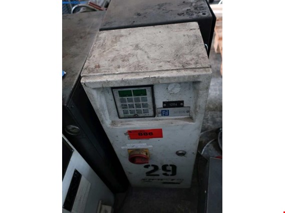 Used Regloplas P160/9/SM51.1/SK/RT45 temperature control unit (29) for Sale (Online Auction) | NetBid Industrial Auctions