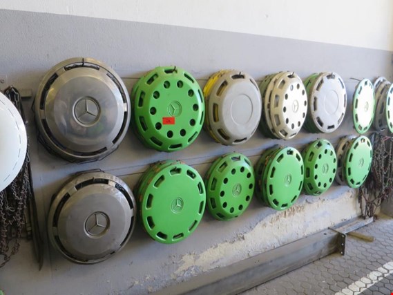 Used 1 Posten  Hub caps for buses for Sale (Auction Premium) | NetBid Industrial Auctions