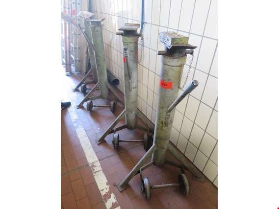 Used 4 Mobile truck stands for Sale (Auction Premium) | NetBid Industrial Auctions