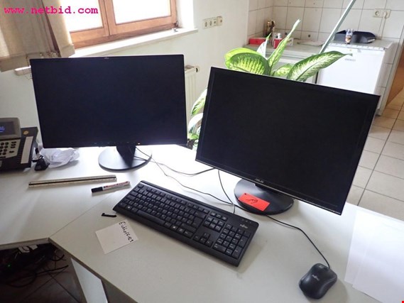 Used Fujitsu 24-palčni monitor for Sale (Auction Premium) | NetBid Slovenija