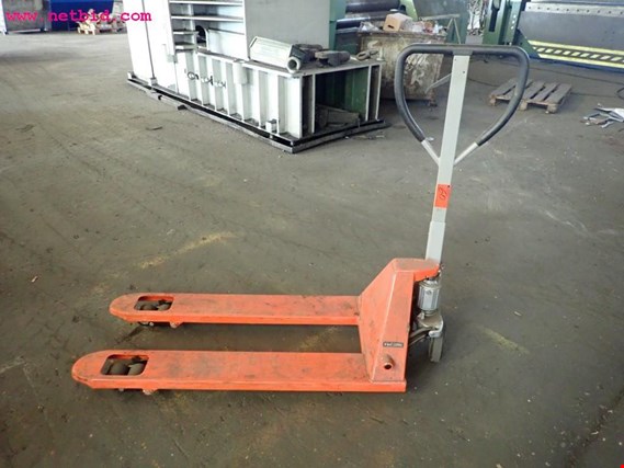 Used Schefer 1101010RTP Pallet truck for Sale (Auction Premium) | NetBid Industrial Auctions