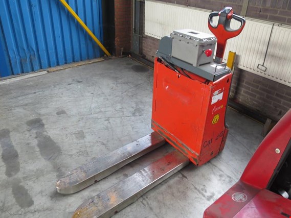 Used Linde T20 electr. lift truck for Sale (Auction Premium) | NetBid Industrial Auctions