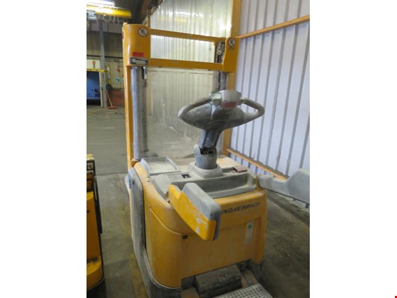 Used Jungheinrich ERC220 electr. ride-on lift truck for Sale (Auction Premium) | NetBid Industrial Auctions