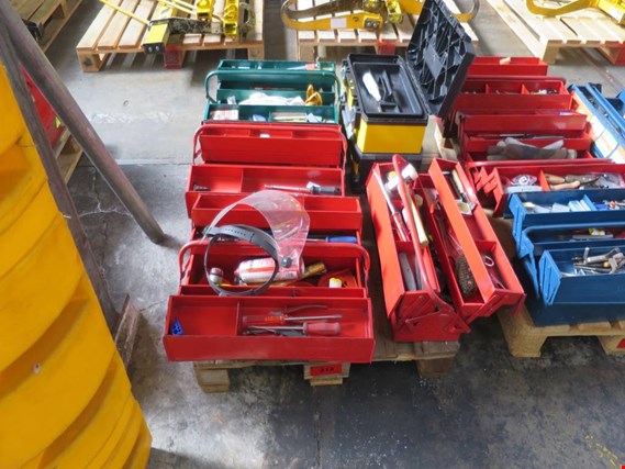Used 4 metal toolboxes for Sale (Auction Premium) | NetBid Industrial Auctions