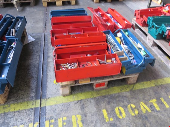 Used 5 metal toolboxes for Sale (Auction Premium) | NetBid Industrial Auctions