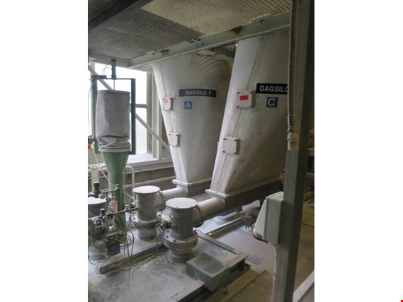 Used Bäschle 3 day silos for Sale (Auction Premium) | NetBid Industrial Auctions