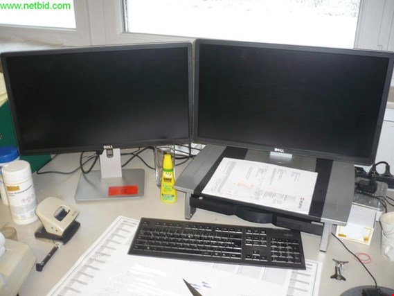 Used 2 22" monitors for Sale (Auction Premium) | NetBid Industrial Auctions
