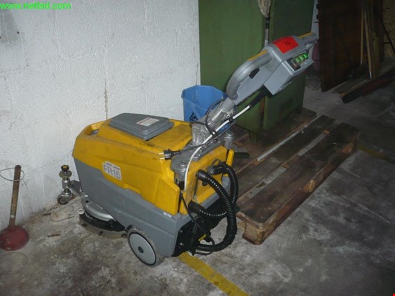 Used Ghibli & Wirbel FR15 Scrubber dryer for Sale (Trading Premium) | NetBid Industrial Auctions