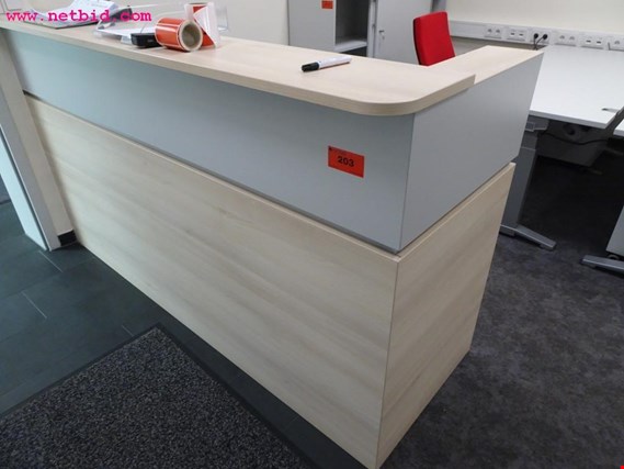 Used Reception desk for Sale (Auction Premium) | NetBid Industrial Auctions